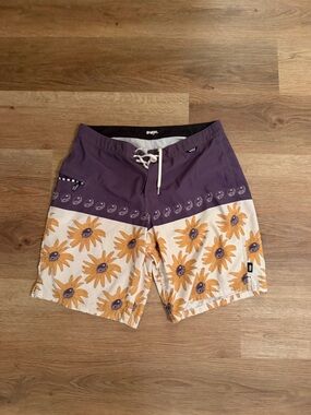 Vans Purple and Cream Sunflower Hybrid Board Shorts